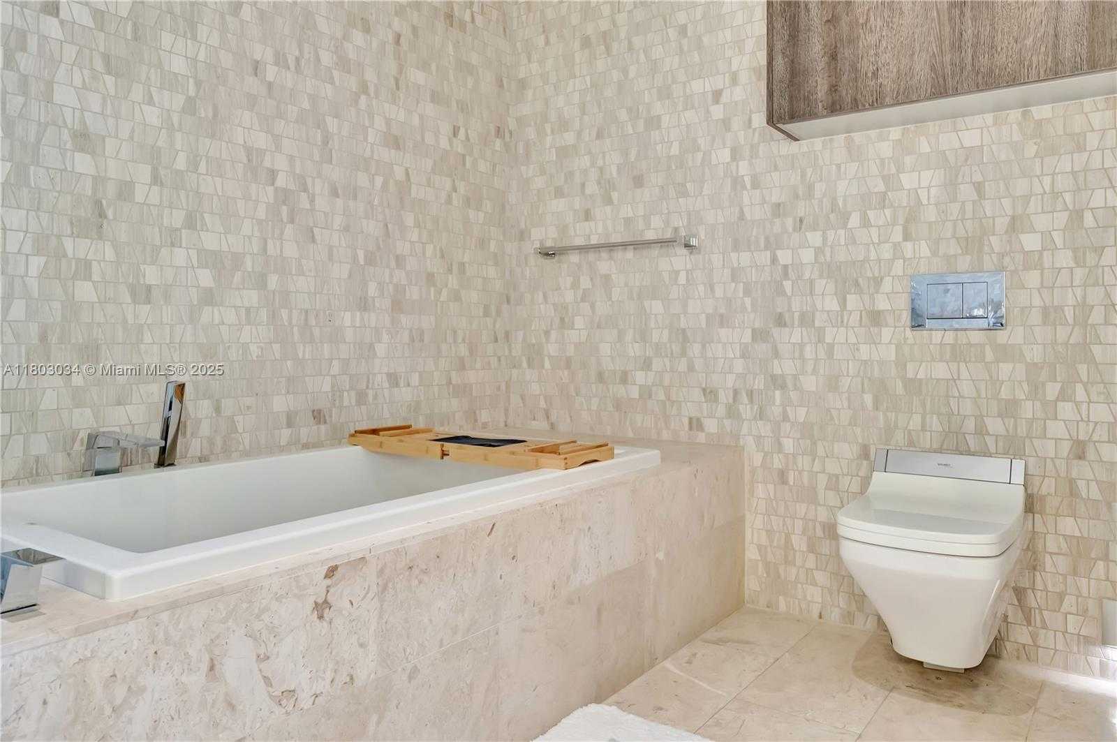 Small Image of 88 SOUTH WEST 7TH ST #3604, Miami Number 20
