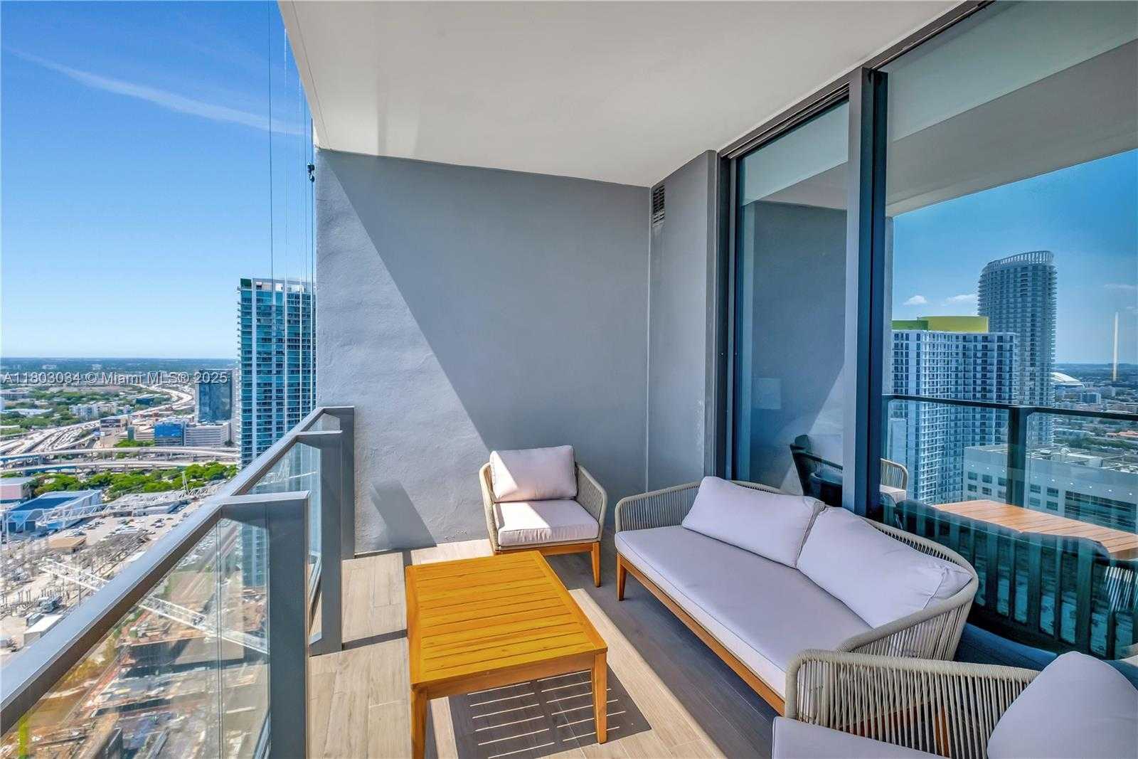 Small Image of 88 SOUTH WEST 7TH ST #3604, Miami Number 24