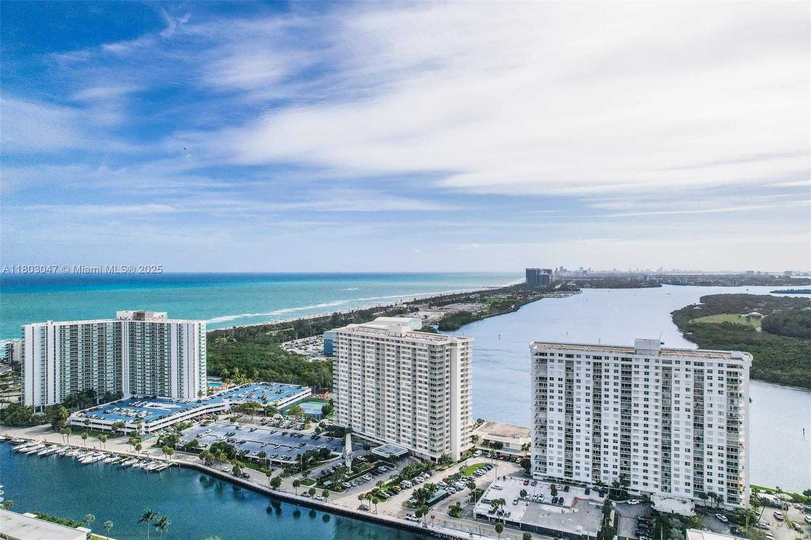 Small Image of 300 BAYVIEW DR #812, Sunny Isles Beach Number 15