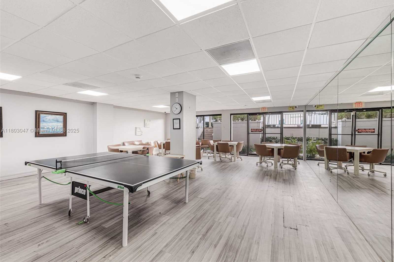 Small Image of 300 BAYVIEW DR #812, Sunny Isles Beach Number 22
