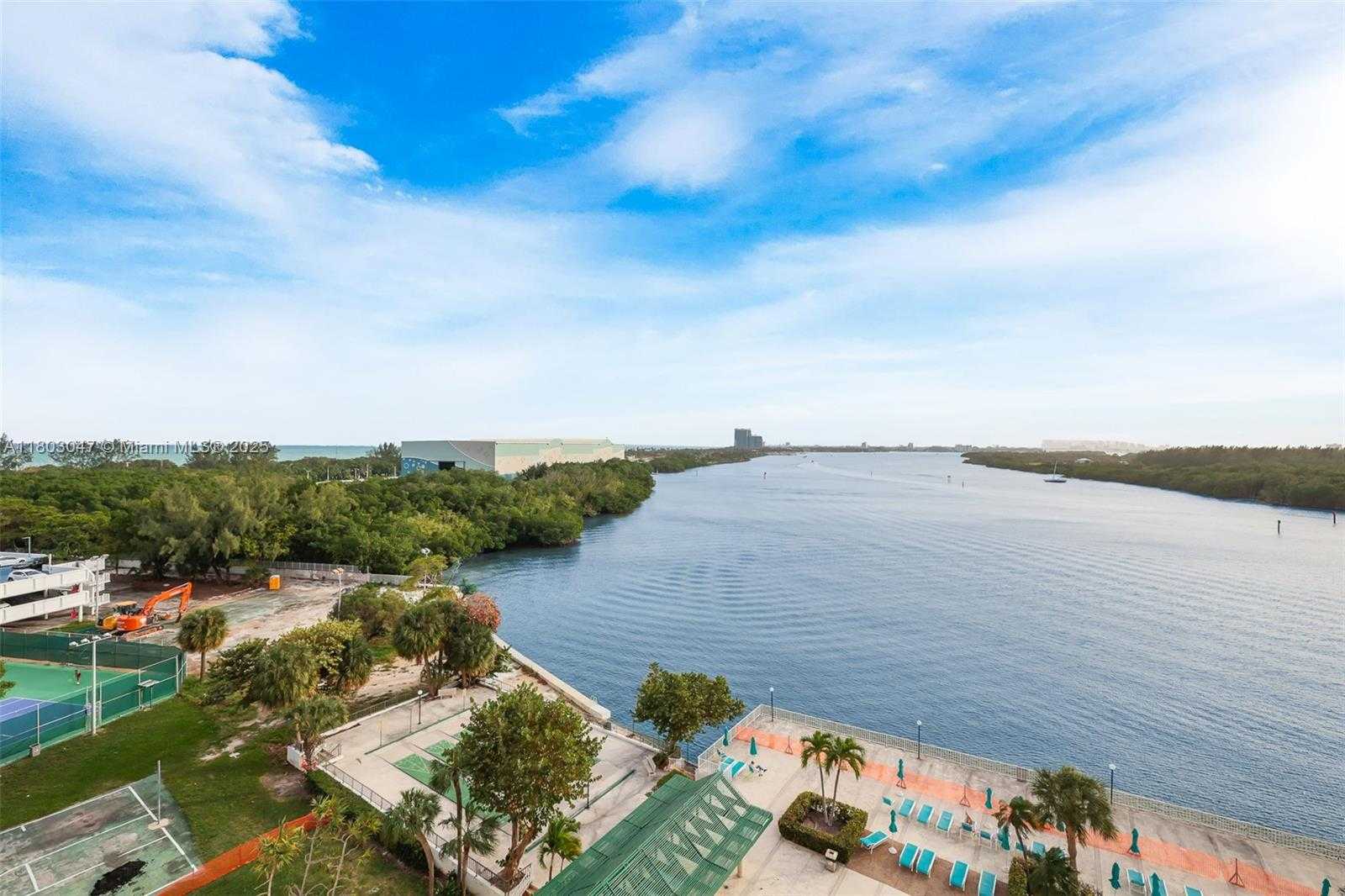 Small Image of 300 BAYVIEW DR #812, Sunny Isles Beach Number 41