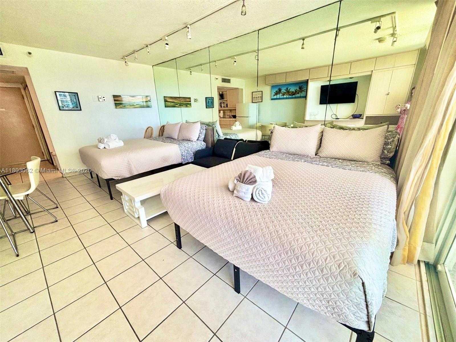 Small Image of 19201 COLLINS AVE #606, Sunny Isles Beach Number 12