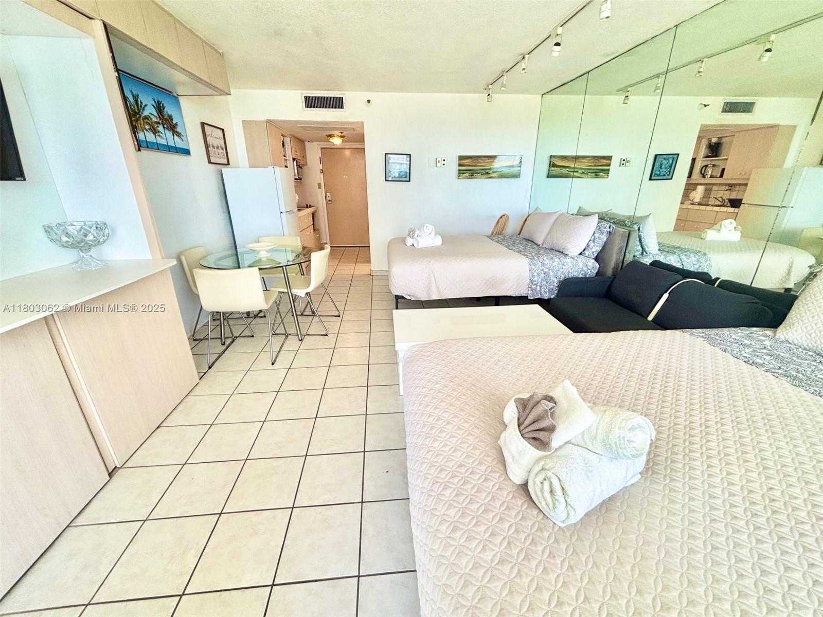 Small Image of 19201 COLLINS AVE #606, Sunny Isles Beach Number 9