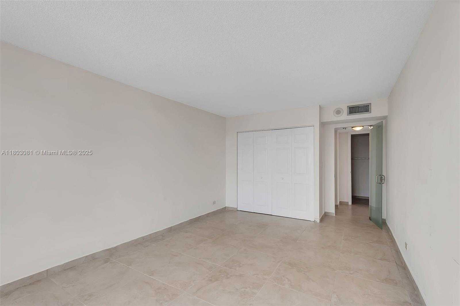 Small Image of 231 174TH ST #2312, Sunny Isles Beach Number 13