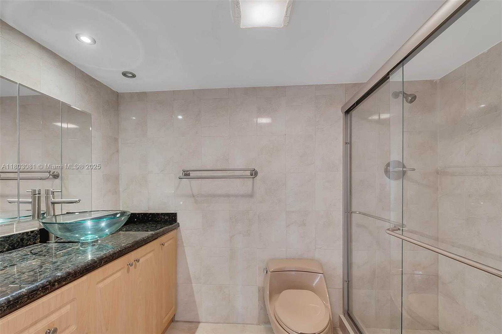 Small Image of 231 174TH ST #2312, Sunny Isles Beach Number 15