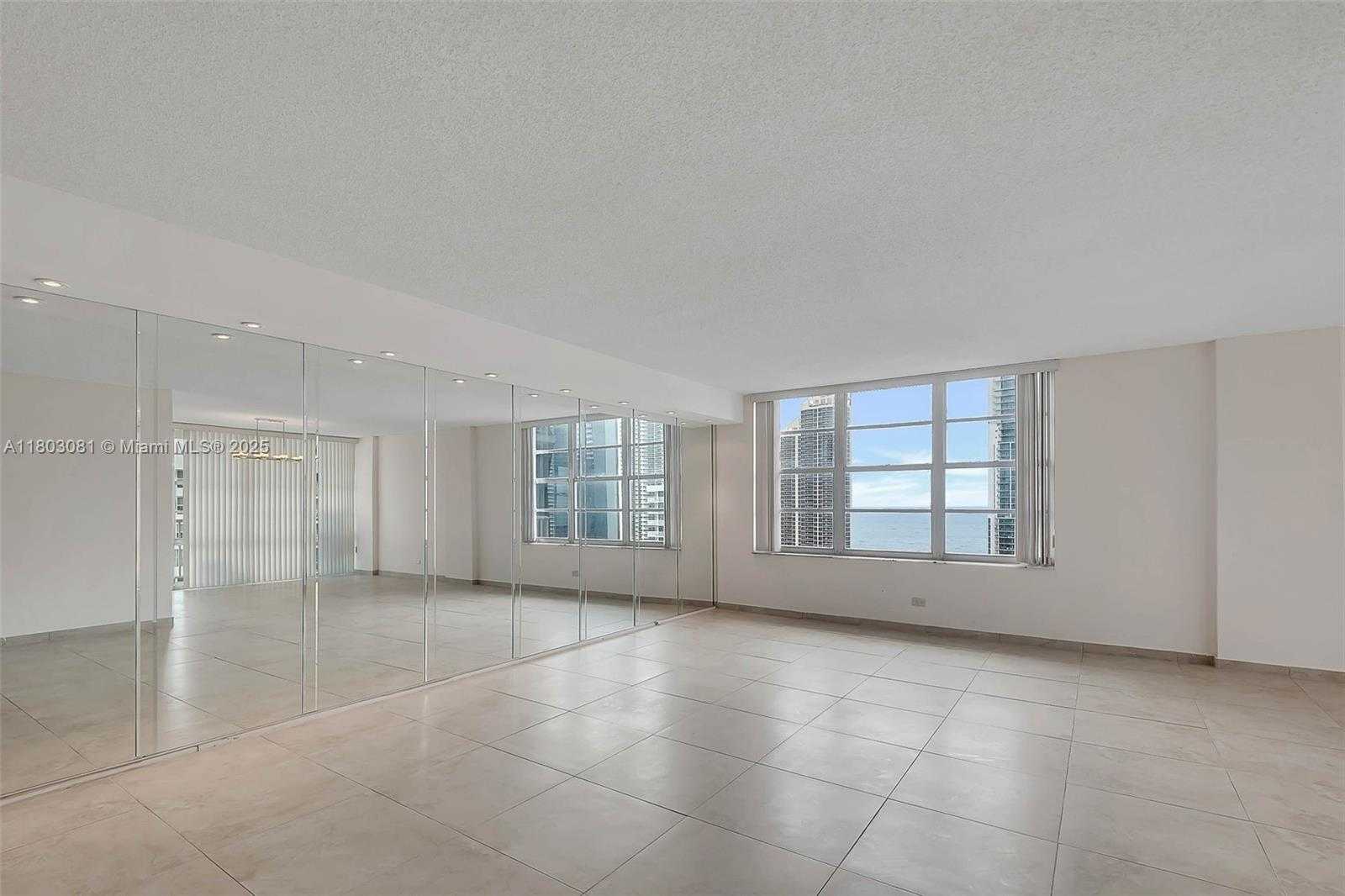 Small Image of 231 174TH ST #2312, Sunny Isles Beach Number 19
