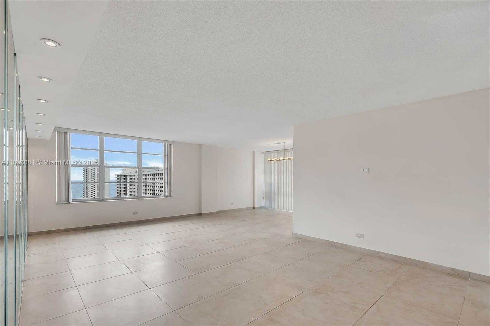 Small Image of 231 174TH ST #2312, Sunny Isles Beach Number 6