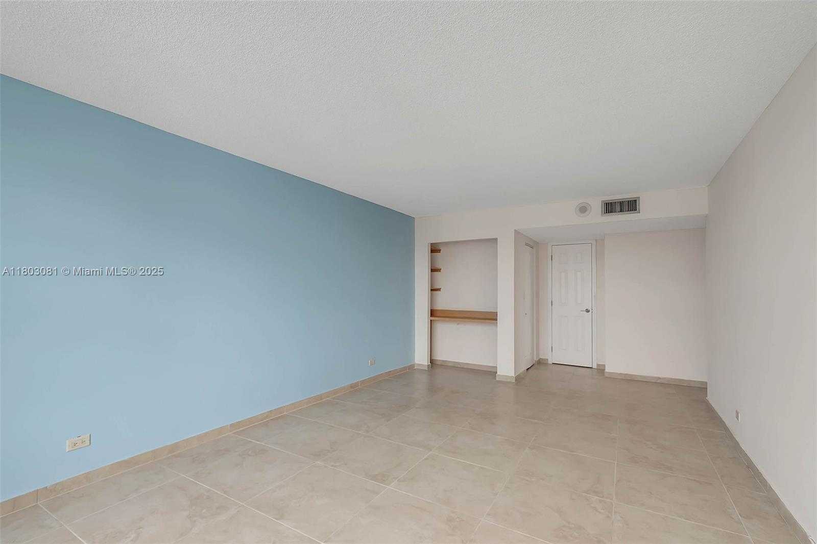 Small Image of 231 174TH ST #2312, Sunny Isles Beach Number 8