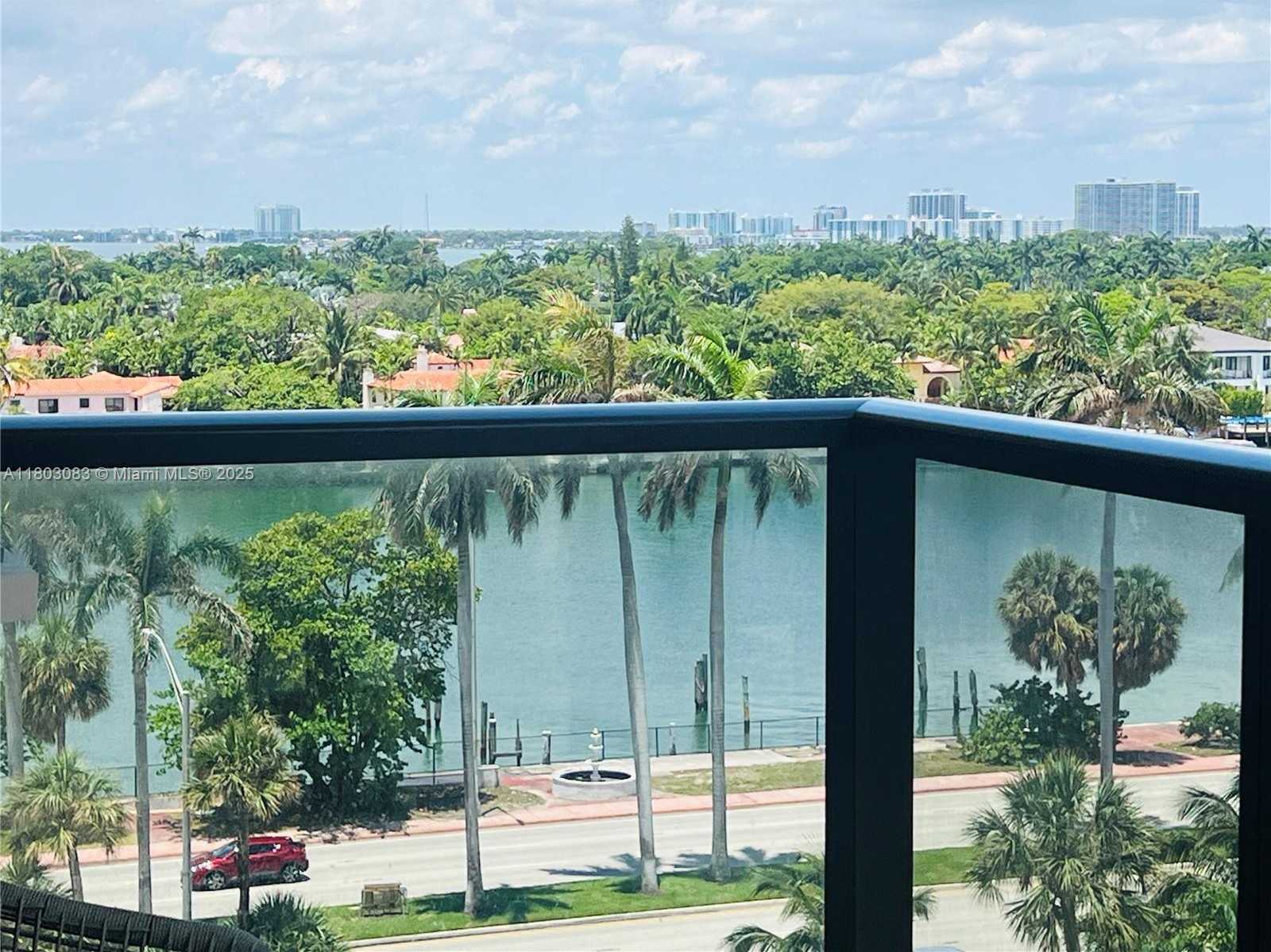 Small Image of 5225 COLLINS AVE #914, Miami Beach Number 26