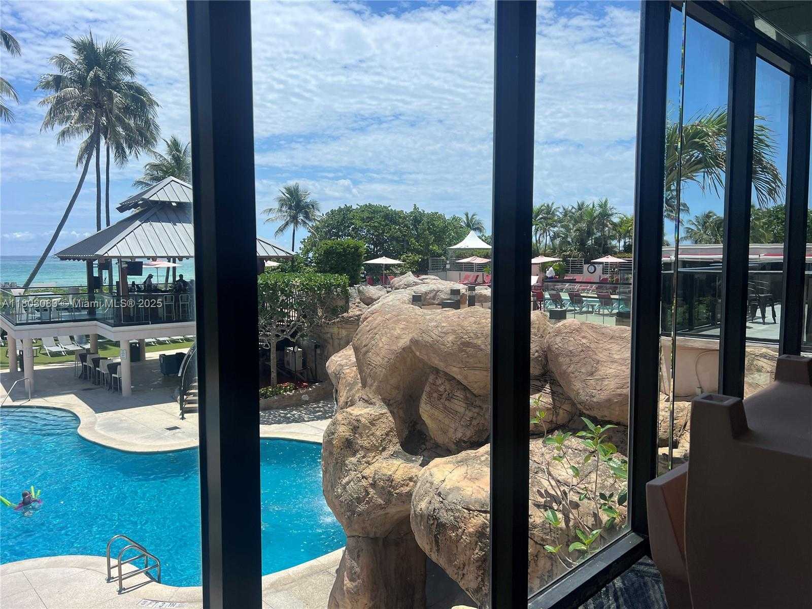 Small Image of 5225 COLLINS AVE #914, Miami Beach Number 8