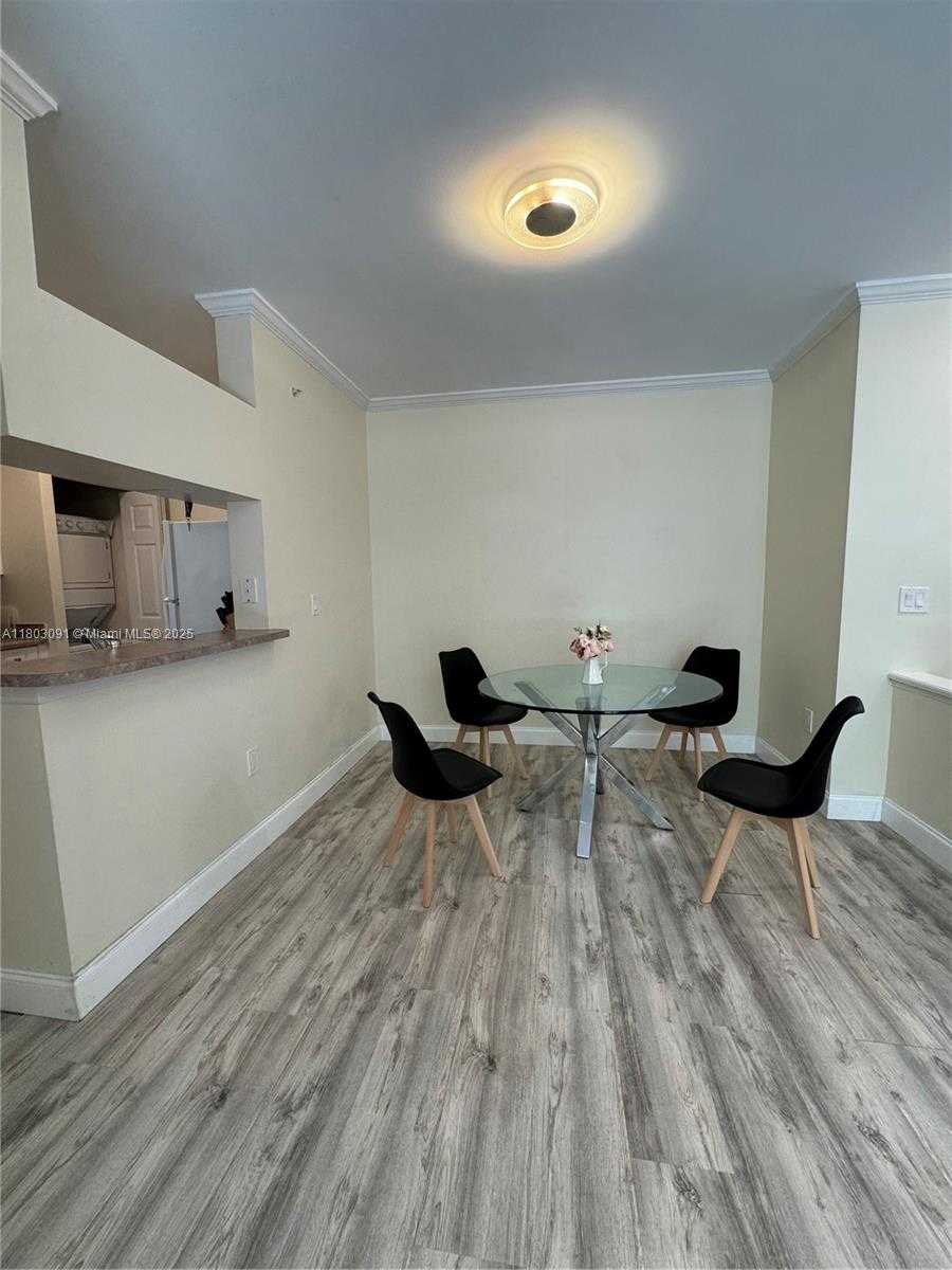Small Image of 17150 NORTH BAY RD #2419, Sunny Isles Beach Number 6