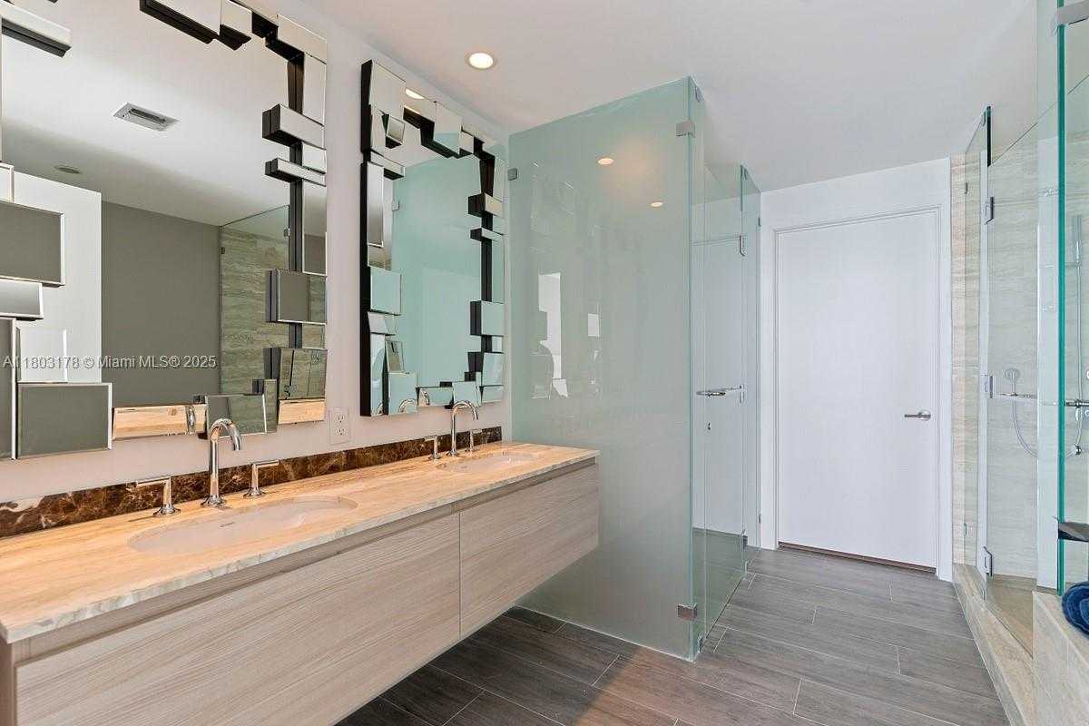 Small Image of 2900 NORTH EAST 7 AVE #3605, Miami Number 10