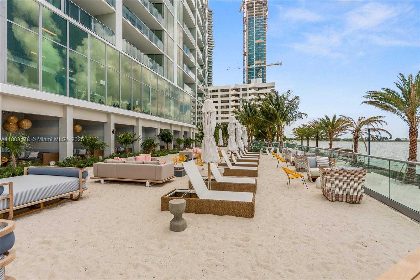 Small Image of 2900 NORTH EAST 7 AVE #3605, Miami Number 26