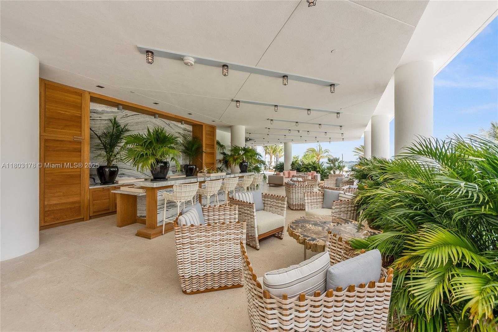 Small Image of 2900 NORTH EAST 7 AVE #3605, Miami Number 27