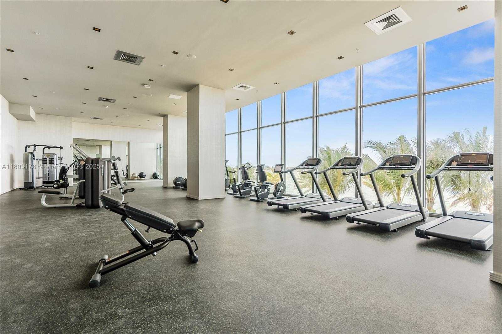 Small Image of 2900 NORTH EAST 7 AVE #3605, Miami Number 28