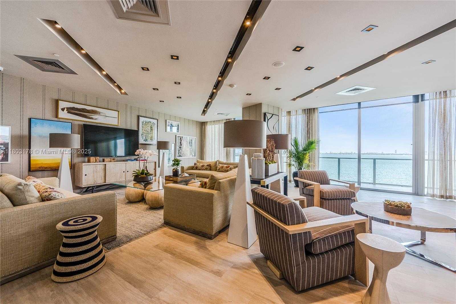 Small Image of 2900 NORTH EAST 7 AVE #3605, Miami Number 34