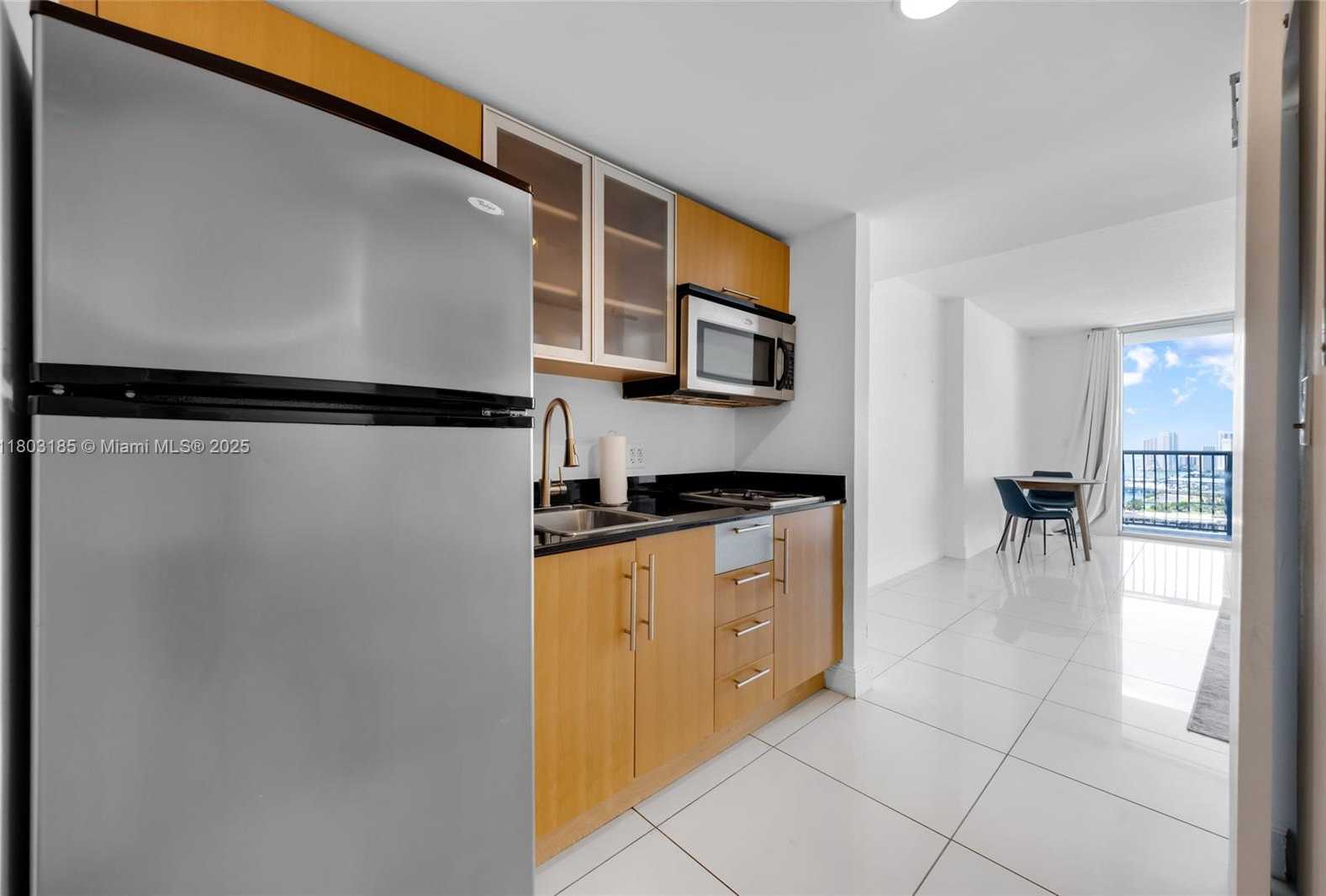Small Image of 1750 NORTH BAYSHORE DR #3308, Miami Number 12