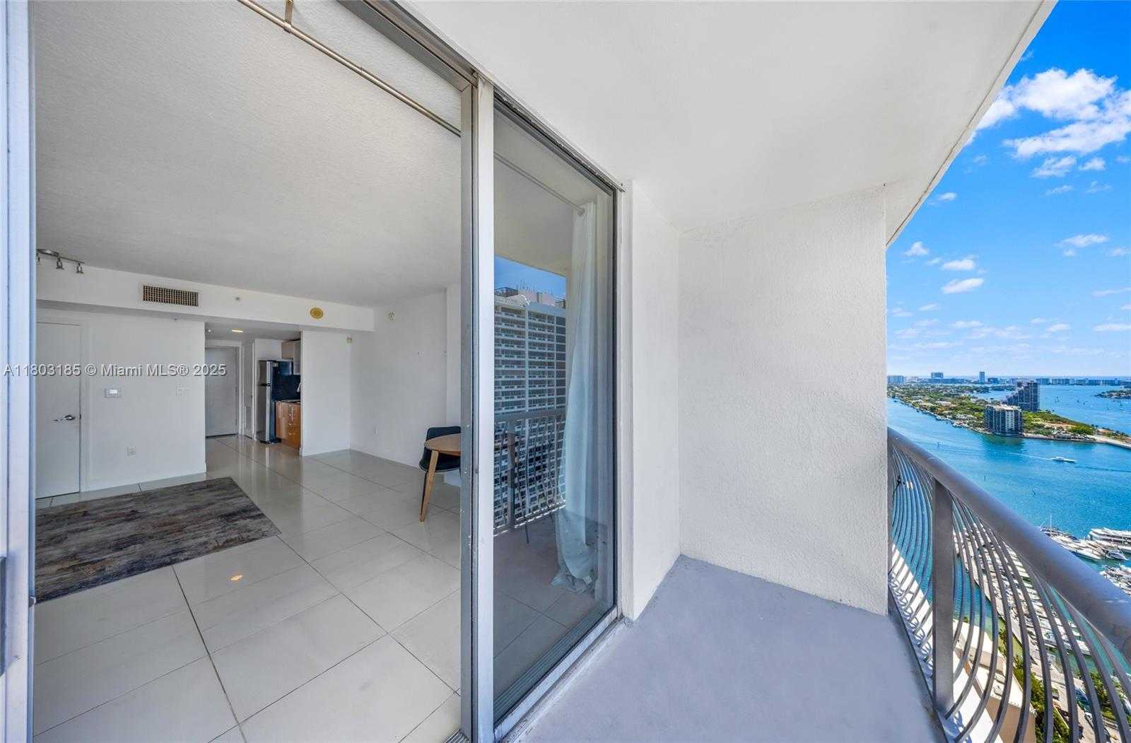 Small Image of 1750 NORTH BAYSHORE DR #3308, Miami Number 16