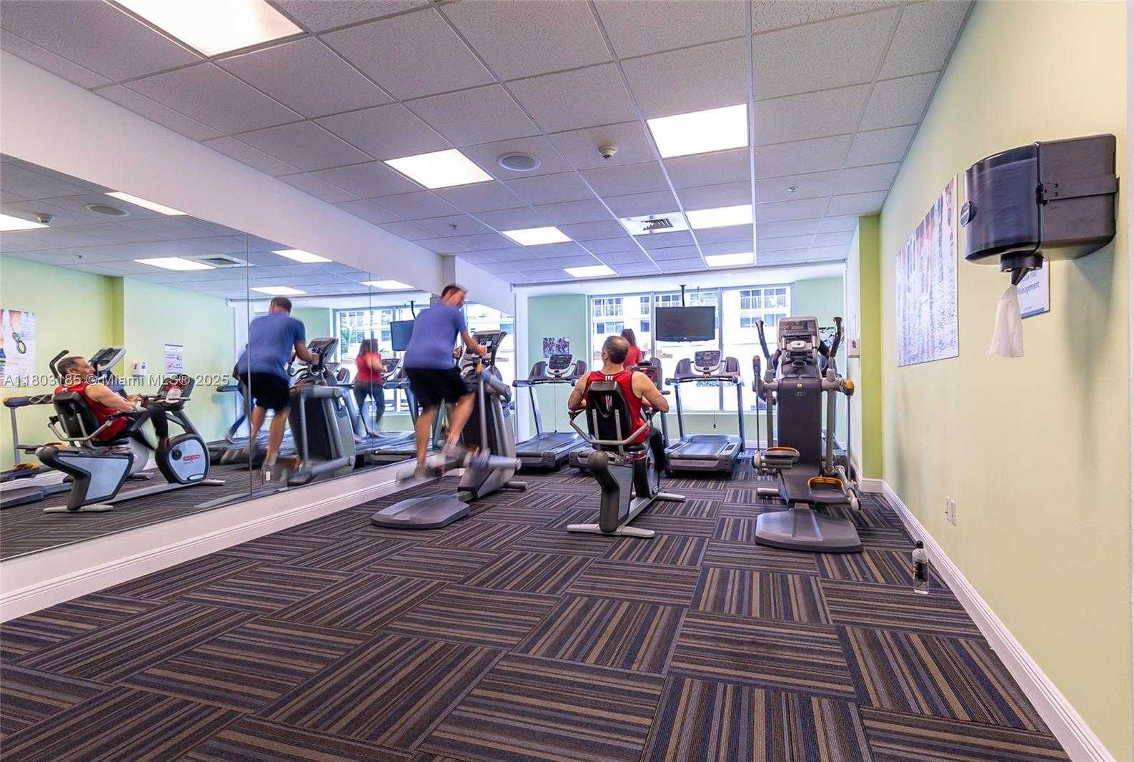 Small Image of 1750 NORTH BAYSHORE DR #3308, Miami Number 29
