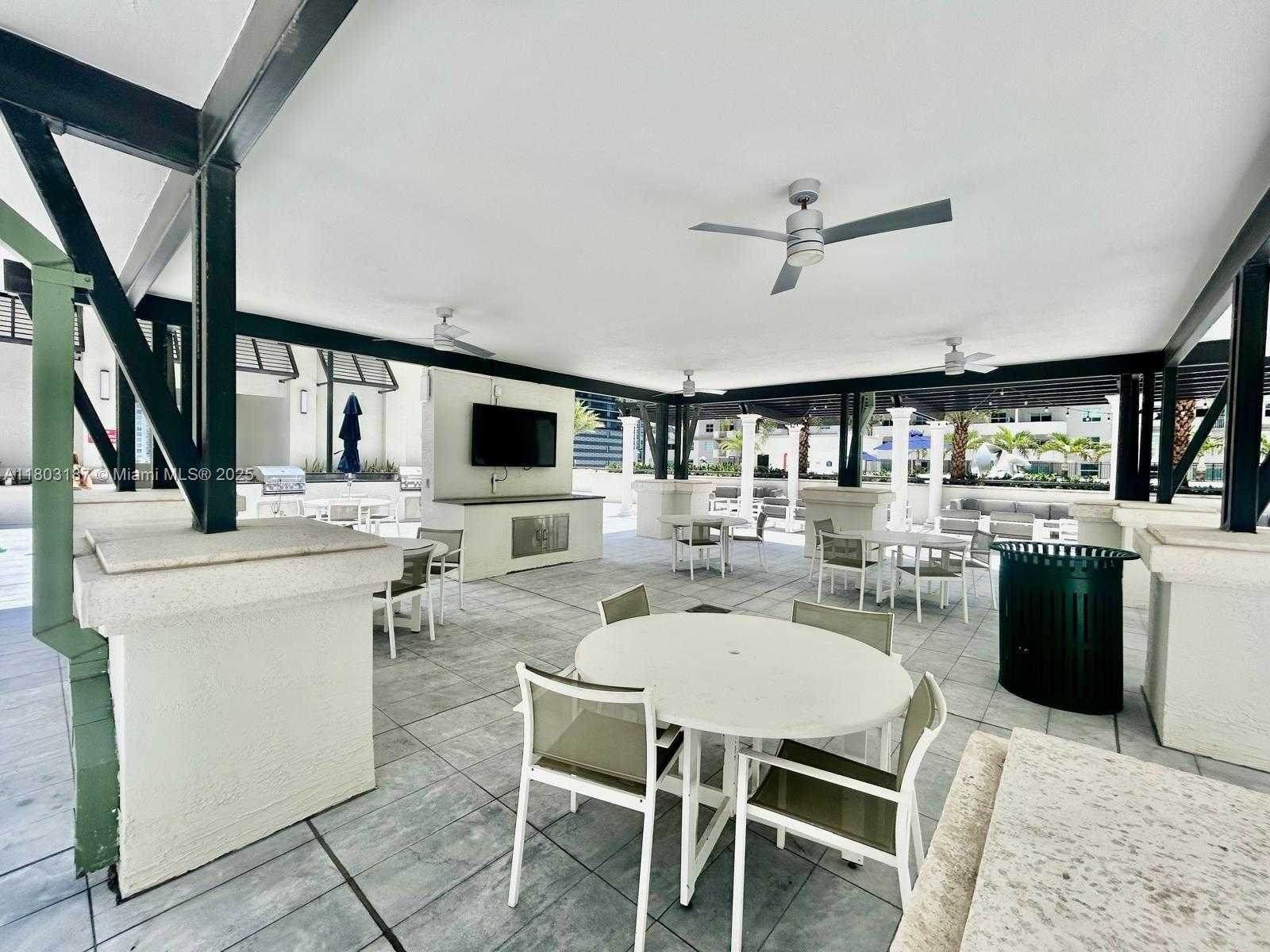 Small Image of 999 SOUTH WEST 1ST AVE #2013, Miami Number 12