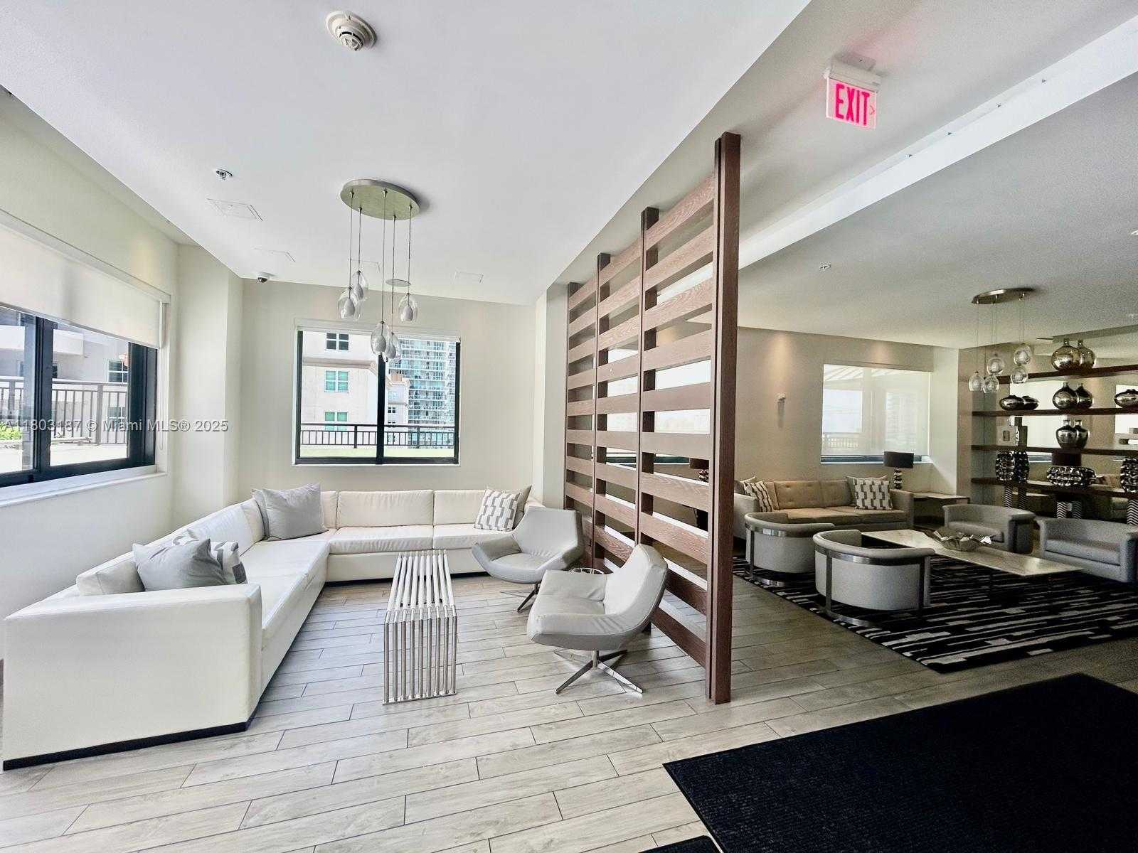 Small Image of 999 SOUTH WEST 1ST AVE #2013, Miami Number 19