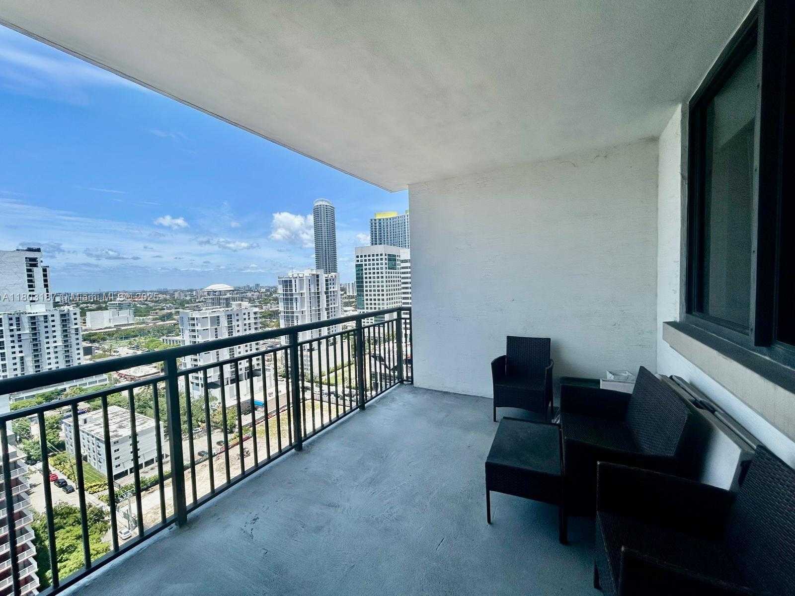 Small Image of 999 SOUTH WEST 1ST AVE #2013, Miami Number 8
