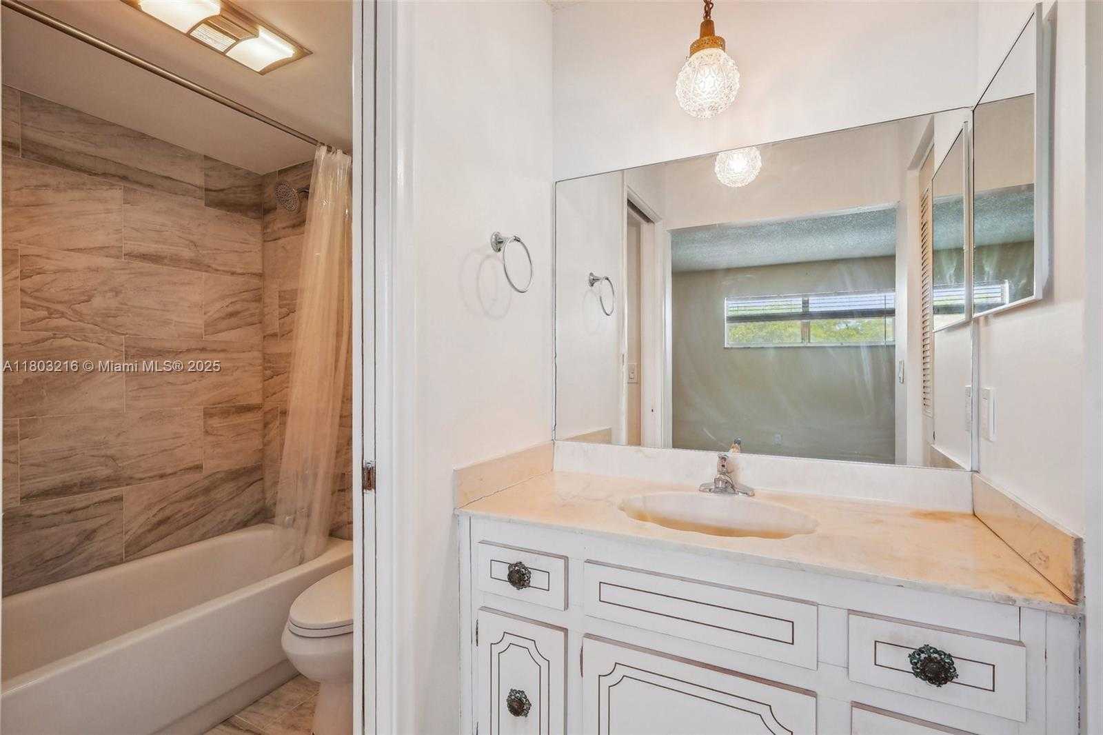 Small Image of 3774 INVERRARY BLVD #203P, Lauderhill Number 20