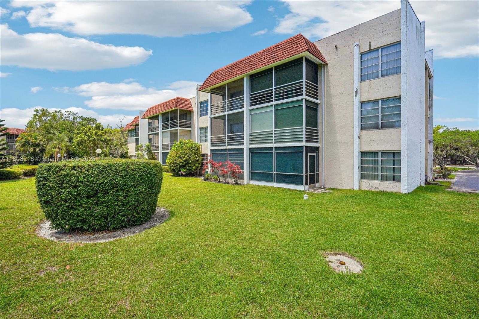 Small Image of 3774 INVERRARY BLVD #203P, Lauderhill Number 26