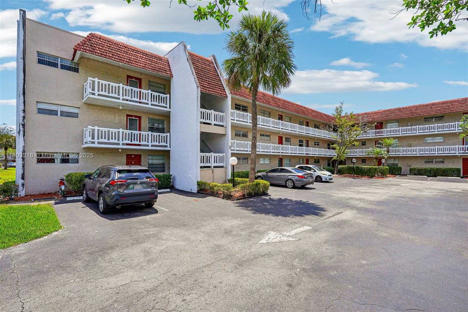 Small Image of 3774 INVERRARY BLVD #203P, Lauderhill Number 6