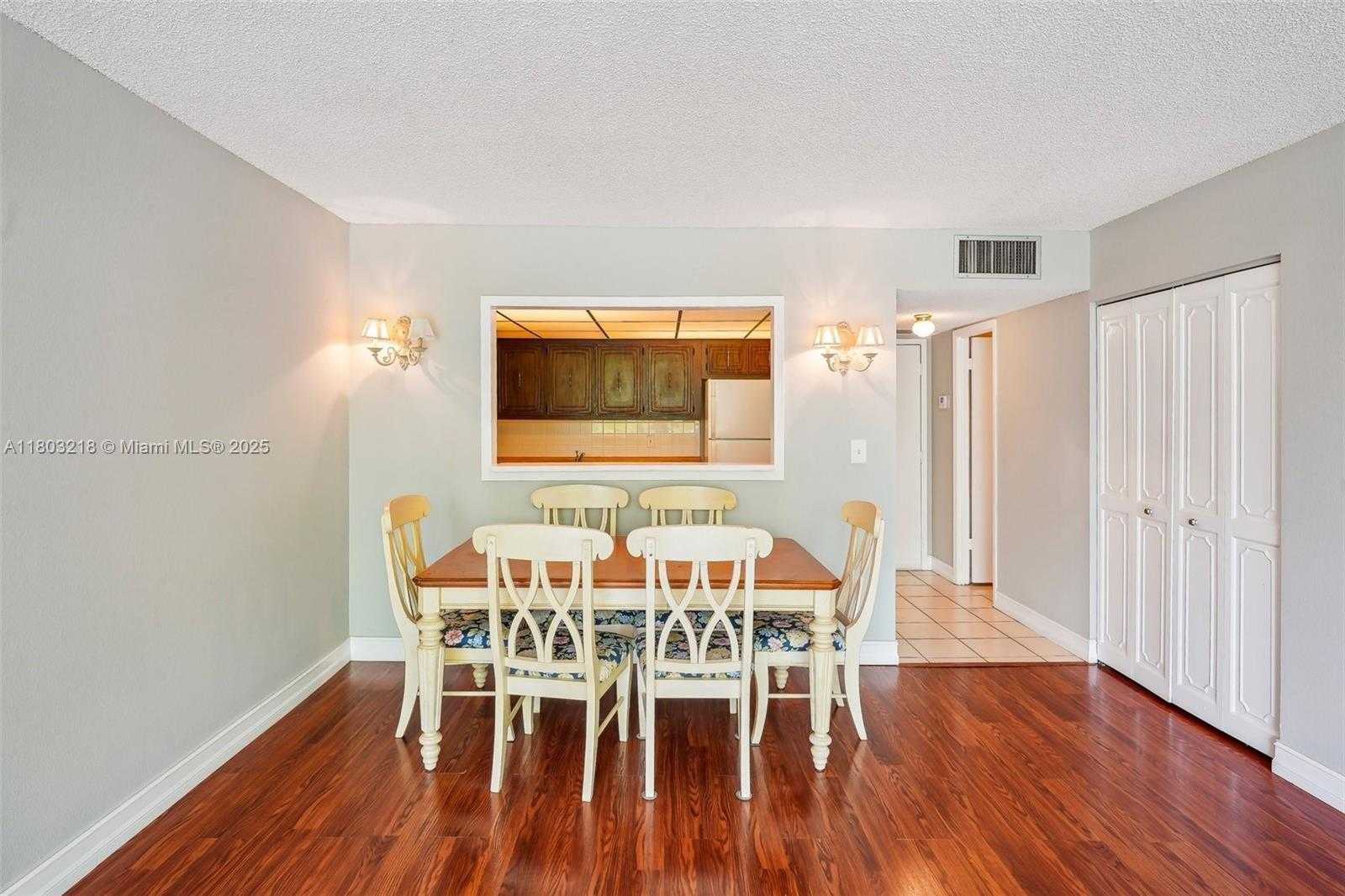 Small Image of 7081 ENVIRON BLVD #243, Lauderhill Number 11