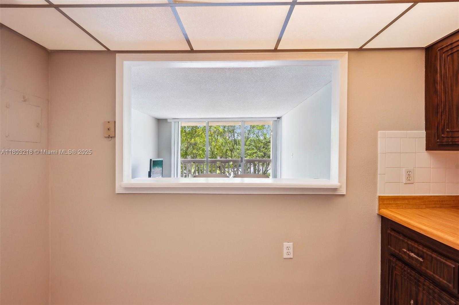 Small Image of 7081 ENVIRON BLVD #243, Lauderhill Number 19