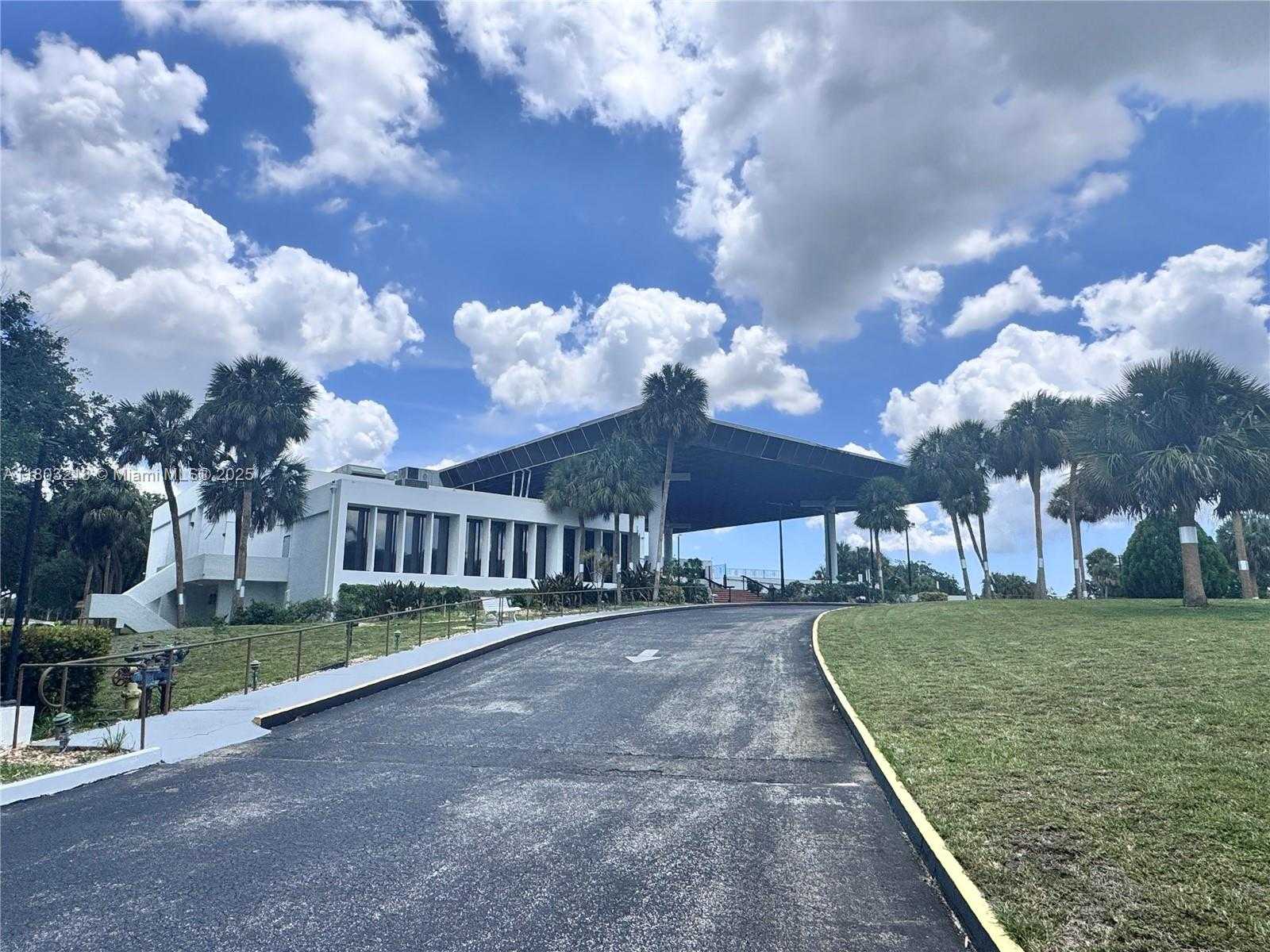 Small Image of 7081 ENVIRON BLVD #243, Lauderhill Number 31