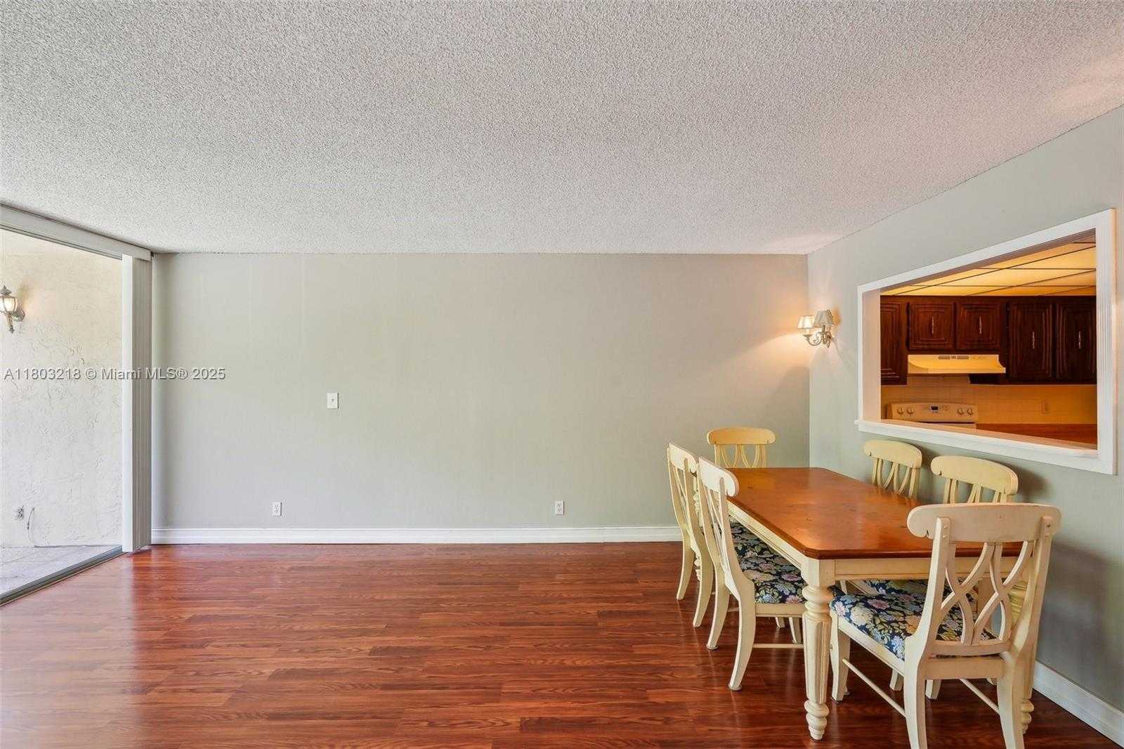 Small Image of 7081 ENVIRON BLVD #243, Lauderhill Number 9