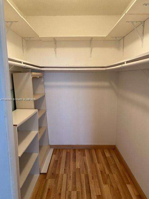 Small Image of 1455 NORTH TREASURE DR #4N, North Bay Village Number 12