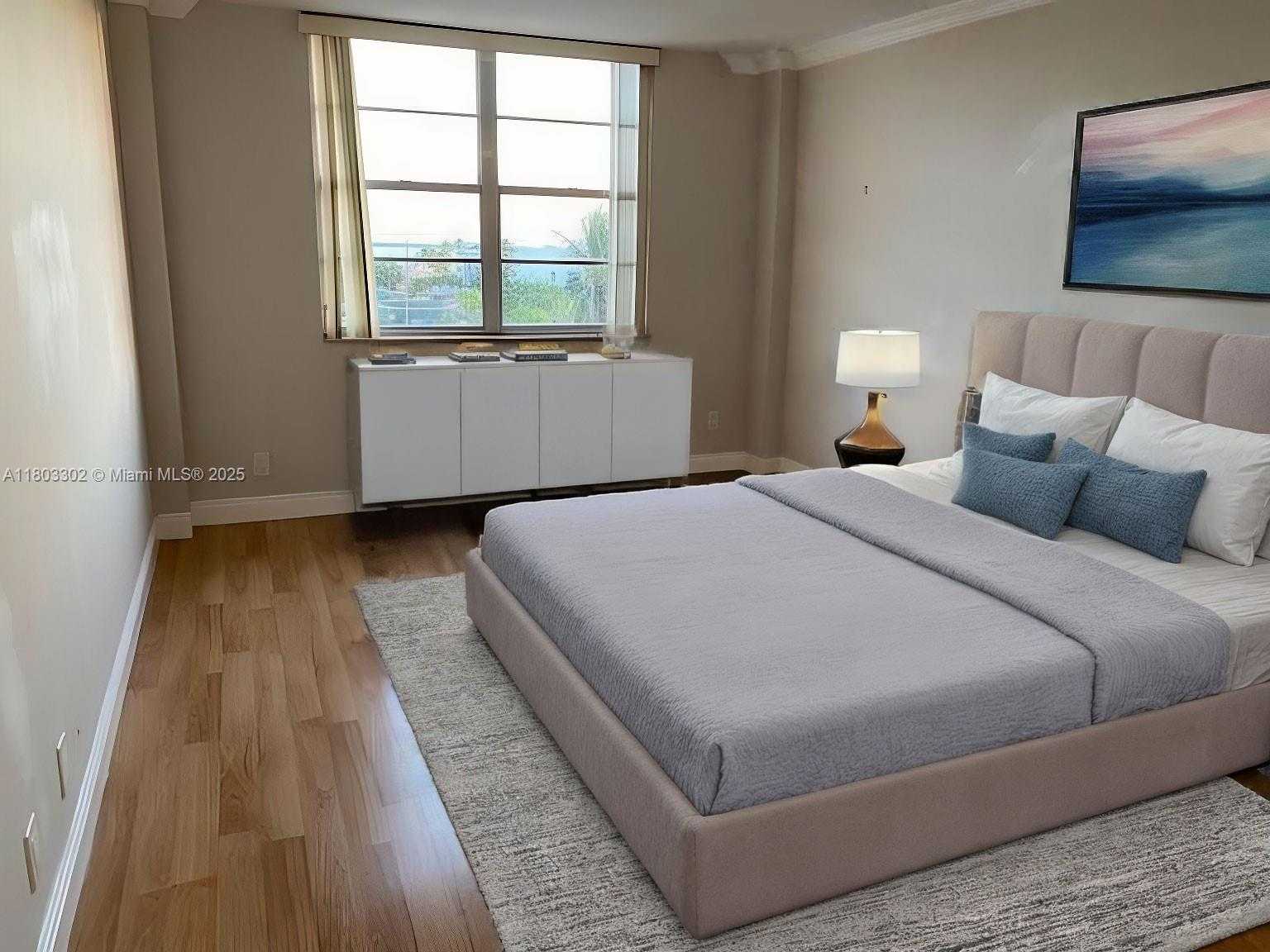 Small Image of 1455 NORTH TREASURE DR #4N, North Bay Village Number 2