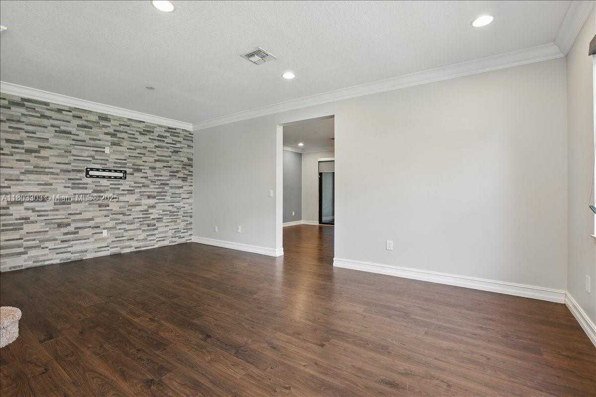 Small Image of 13013 SOUTH RIVERWALK CIR S, Plantation Number 10