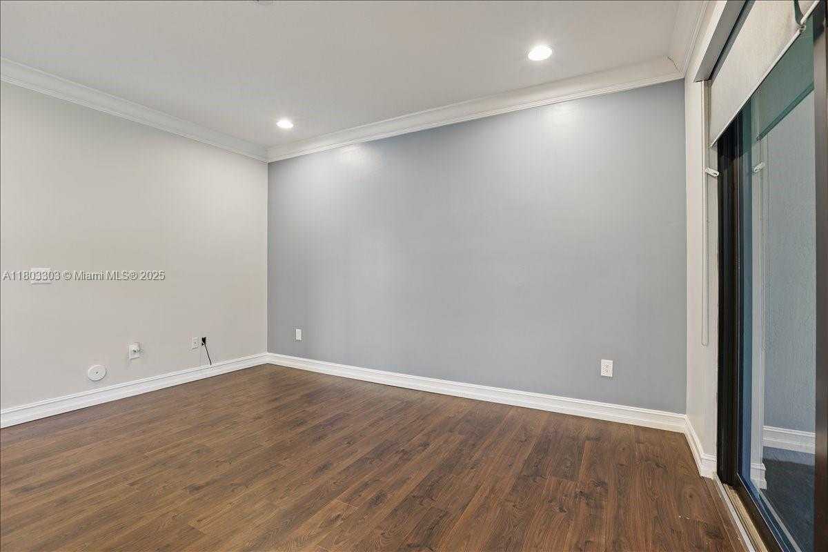 Small Image of 13013 SOUTH RIVERWALK CIR S, Plantation Number 21