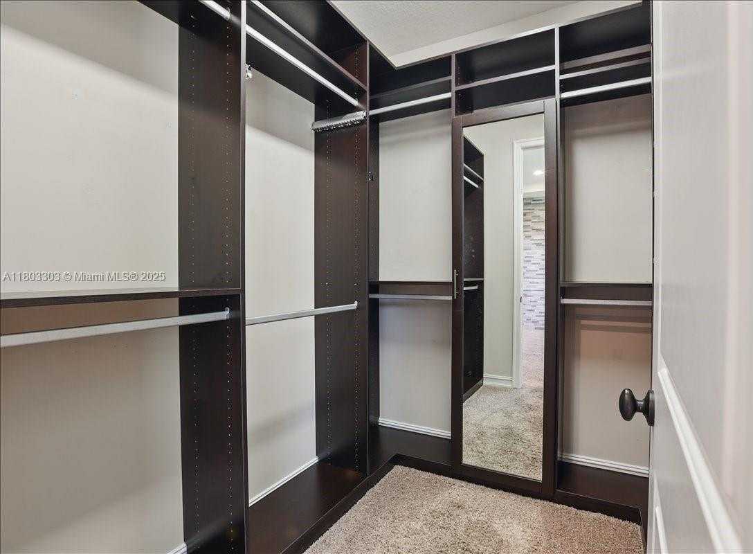Small Image of 13013 SOUTH RIVERWALK CIR S, Plantation Number 29