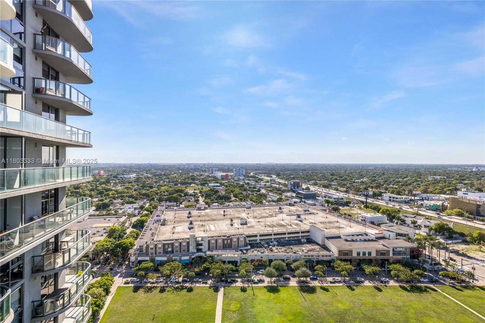 Small Image of 121 NORTH EAST 34TH ST #2412, Miami Number 19