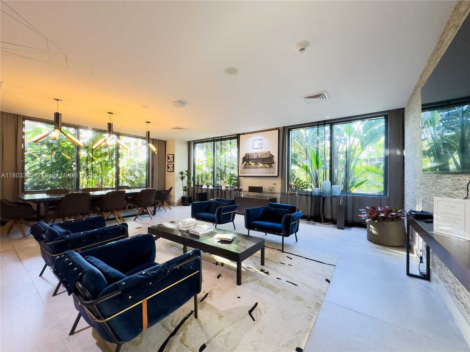 Small Image of 121 NORTH EAST 34TH ST #2412, Miami Number 35