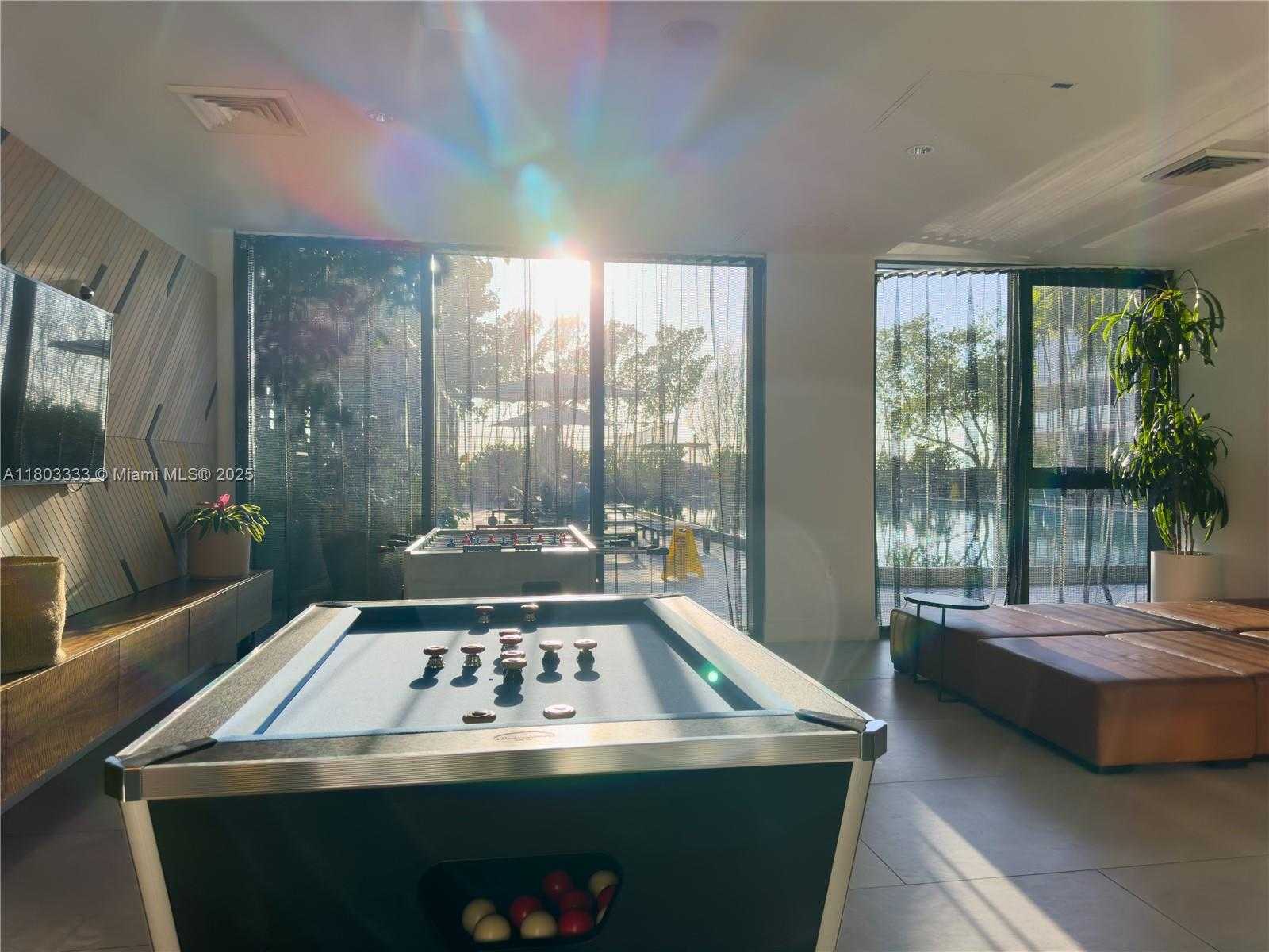 Small Image of 121 NORTH EAST 34TH ST #2412, Miami Number 53