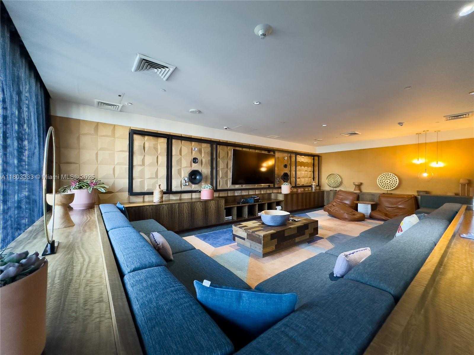 Small Image of 121 NORTH EAST 34TH ST #2412, Miami Number 54