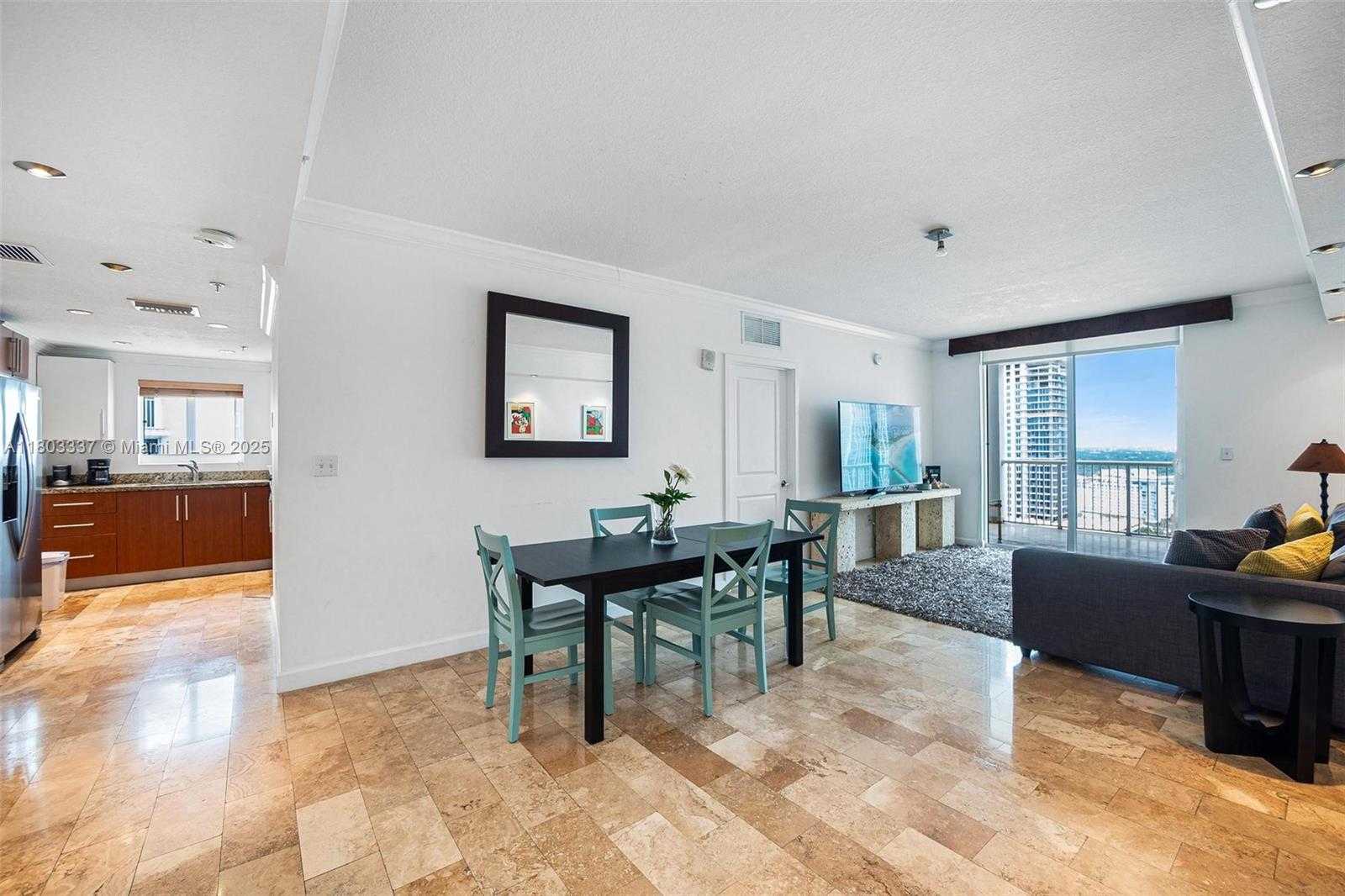 Small Image of 170 SOUTH EAST 14TH ST #2805, Miami Number 4