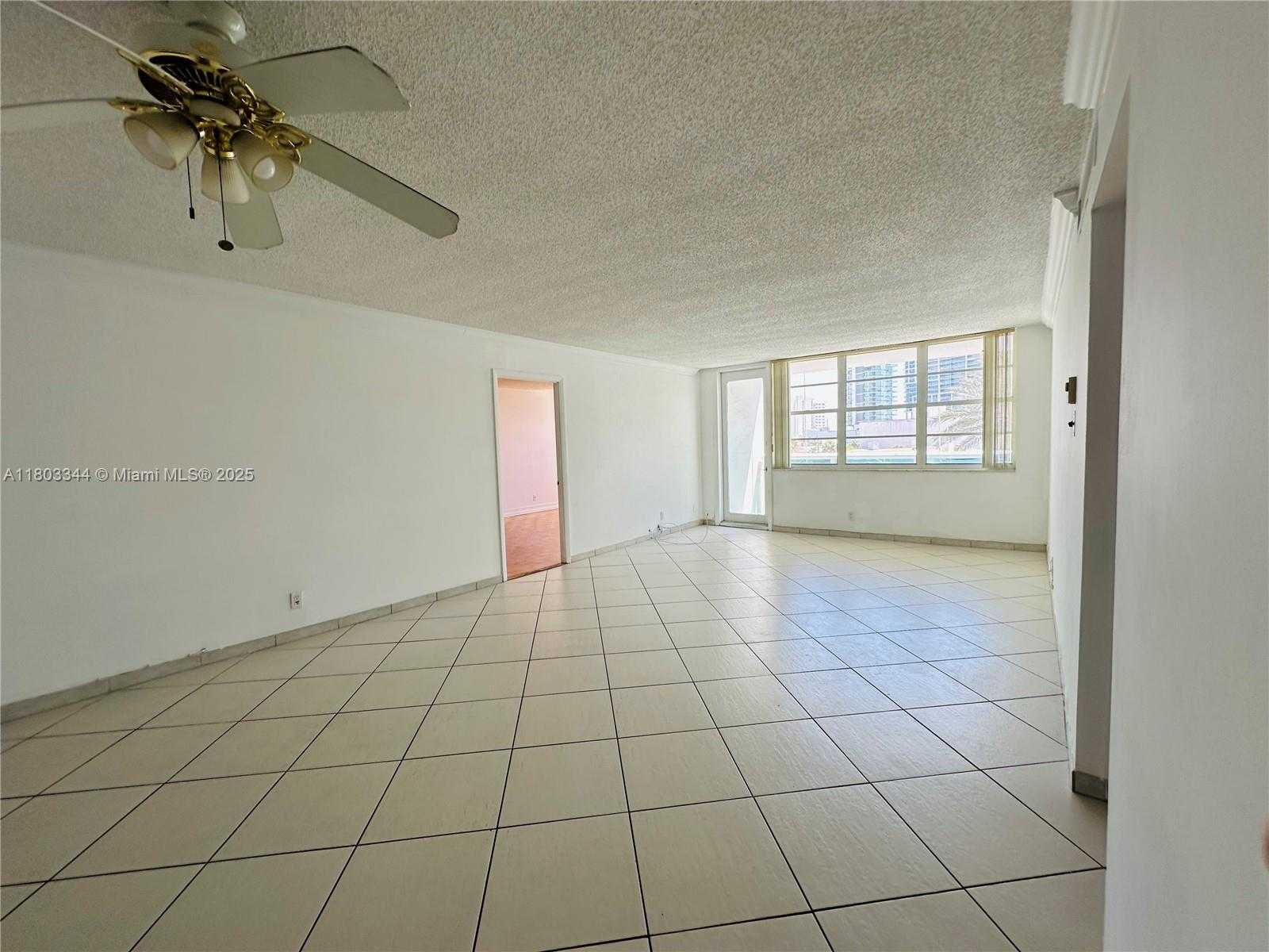 Small Image of 6770 INDIAN CREEK DR #4P, Miami Beach Number 14