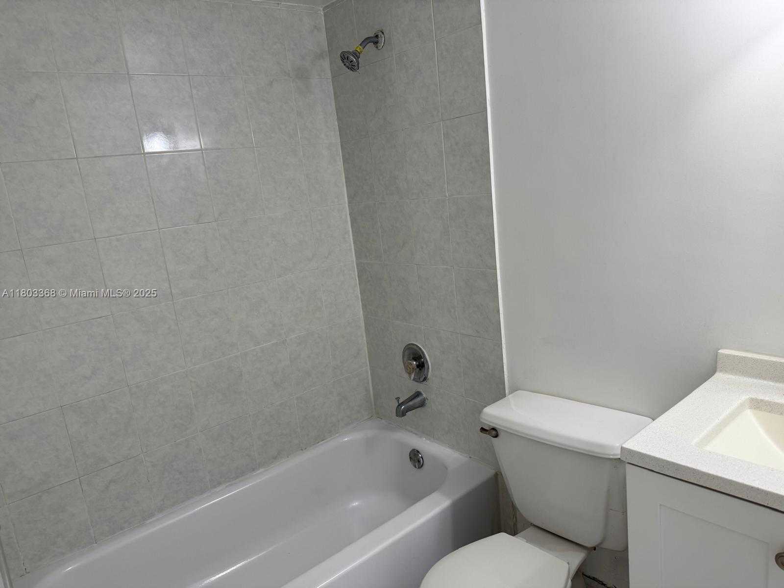Small Image of 16919 NORTH BAY RD #617, Sunny Isles Beach Number 19