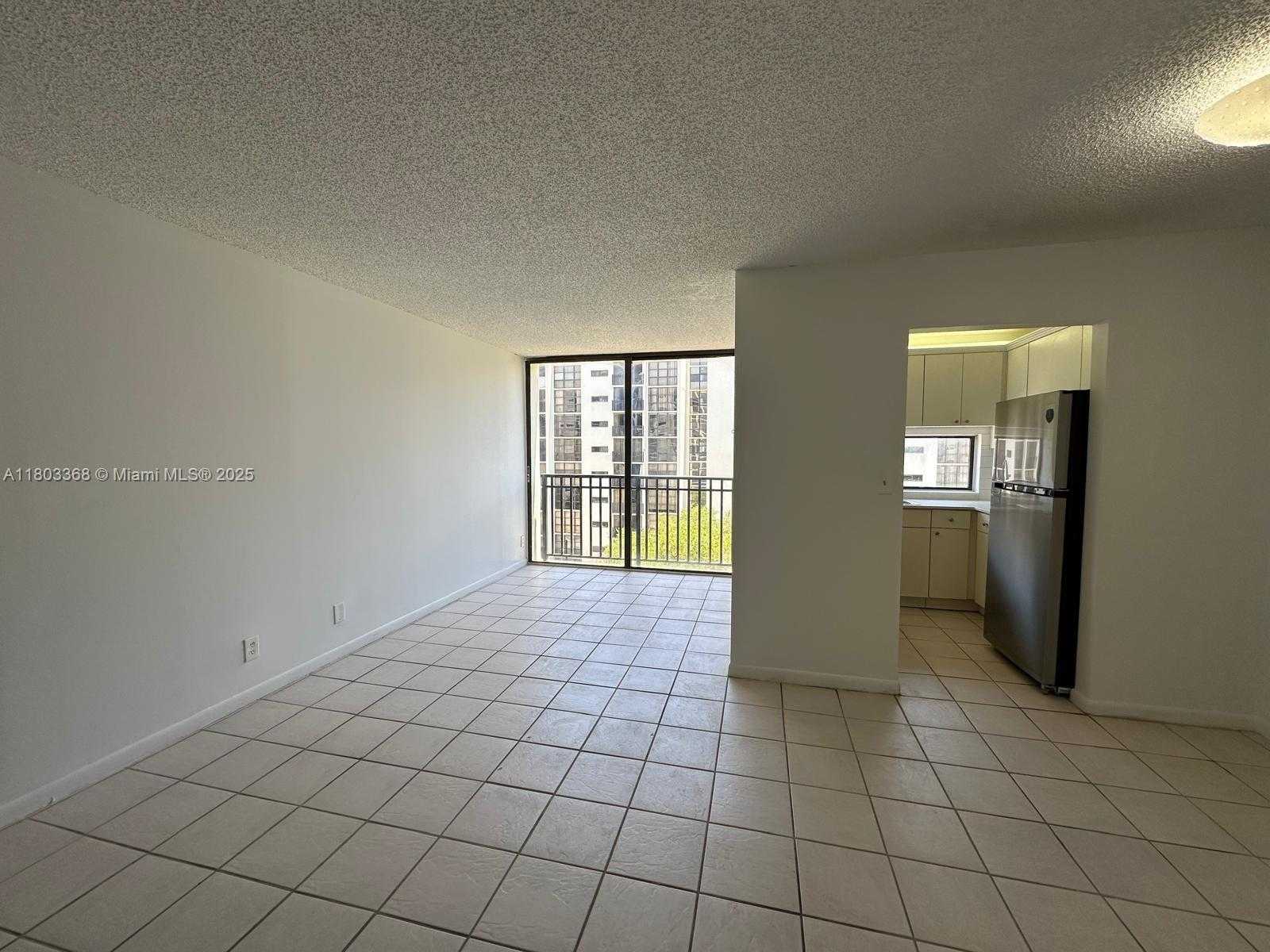 Small Image of 16919 NORTH BAY RD #617, Sunny Isles Beach Number 2