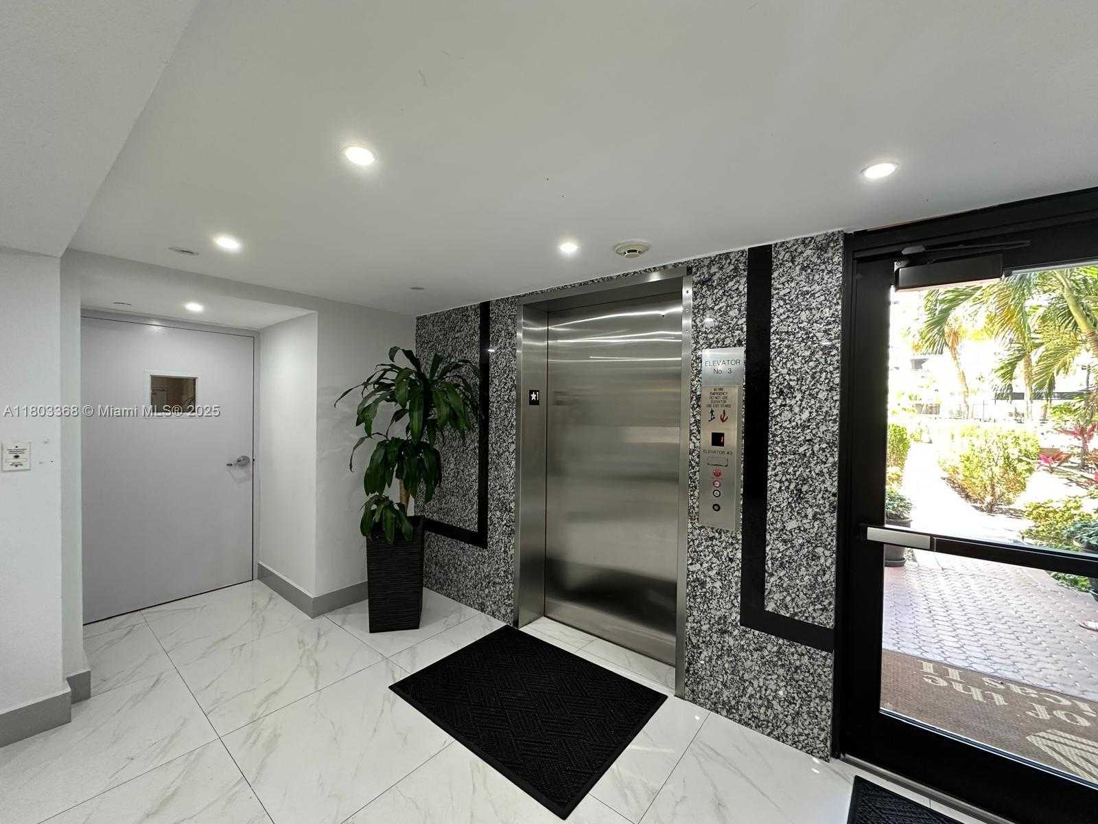 Small Image of 16919 NORTH BAY RD #617, Sunny Isles Beach Number 28