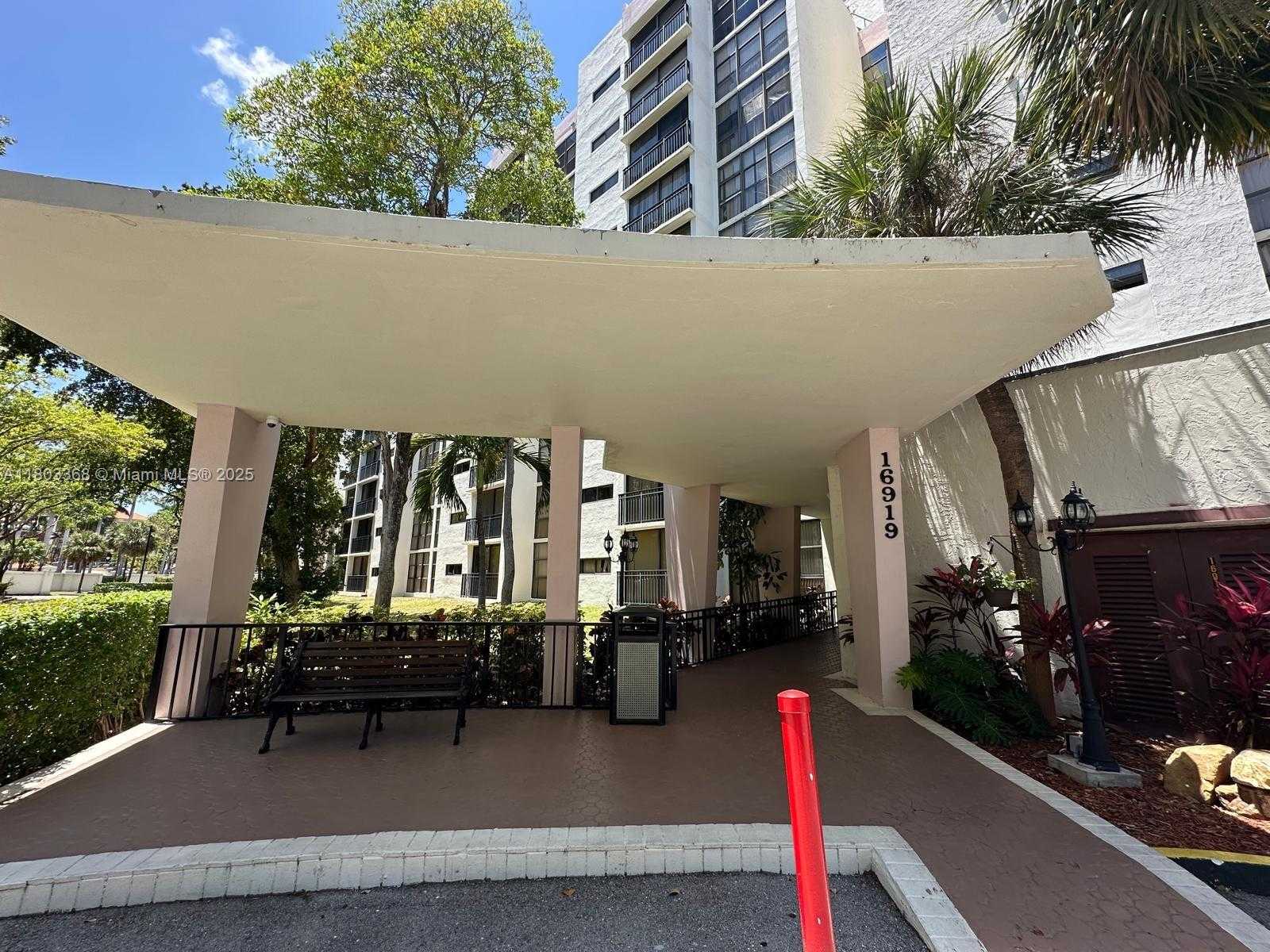 Small Image of 16919 NORTH BAY RD #617, Sunny Isles Beach Number 34