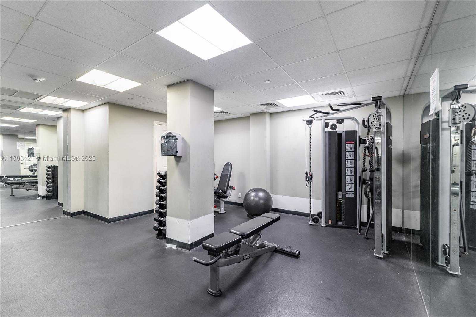 Small Image of 111 EAST FLAGLER ST #501, Miami Number 22