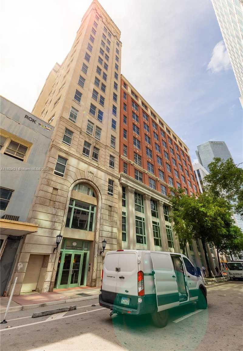 Small Image of 111 EAST FLAGLER ST #501, Miami Number 26